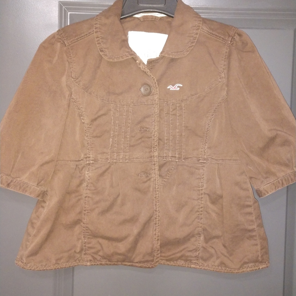 Hollister size L